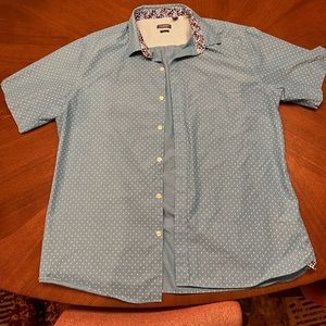 Van Huesen button up short sleeve